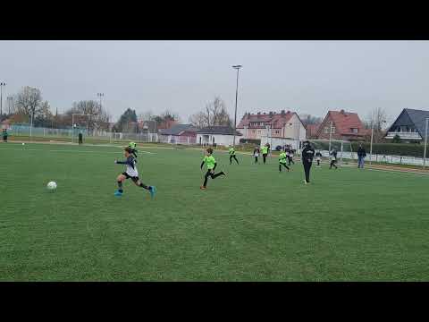Ausschnitte 2. Hz E-Junioren Großvargula vs Schlotheim 1:1