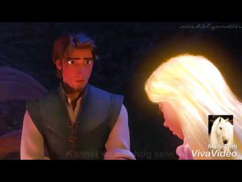 Rapunzel singt das Lied "Blume, leuchtend schön,,