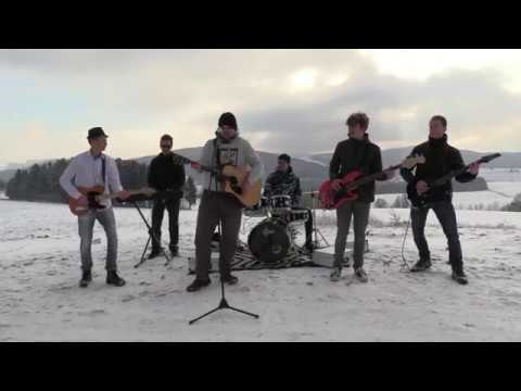 DOTT - DOTT – Silvestr [OFFICIAL VIDEO]