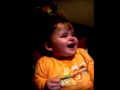 Baby Manuel lacht sich kaputt / Lachanfall ...