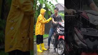 Download lagu Momen Romantis Suami Istri Cuci Motor di Tengah Hujan Desa 🌧️❤️ mp3 Download lagu Momen Romantis Suami Istri Cuci Motor di Tengah Hujan Desa 🌧️❤️ mp3