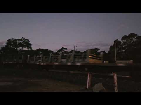 5MP2 PN Steelie to Perth via Spencer Jct. 2/5/24, Ararat