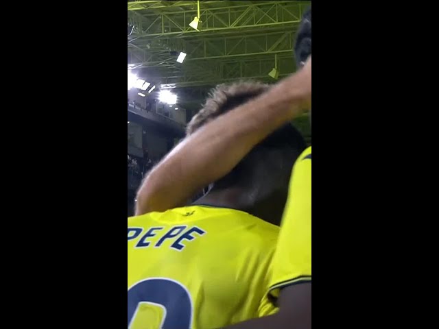 Vídeo relacionado con Body bebé del Villarreal desde la cuna para aficionado al fútbol - Celeste, Talla única 12 meses