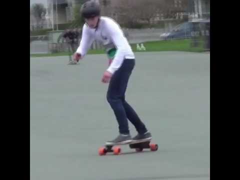 OMG!!! Amazing Fast Electronic Skateboard