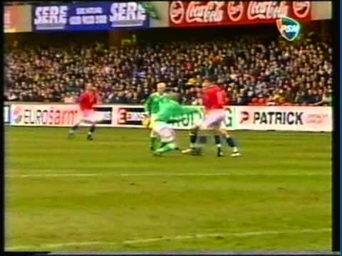 2001 (March 24) Northern Ireland 0-Czech Republic 1 (World Cup Qualifier).mpg