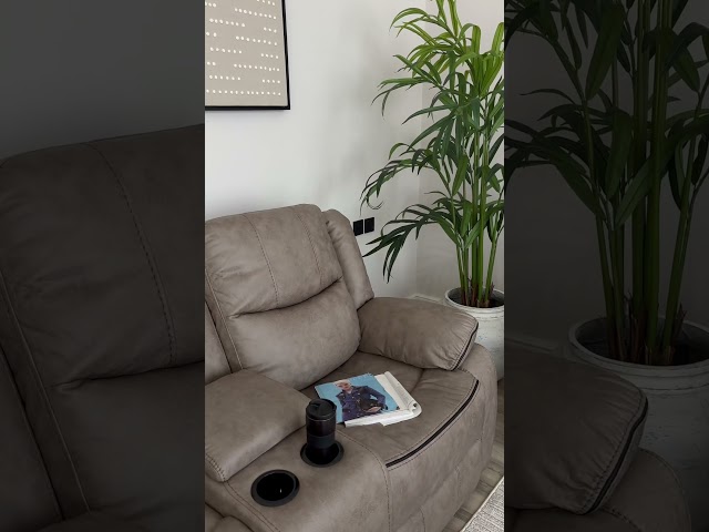 كنبة ثنائية موكا مع اكواب