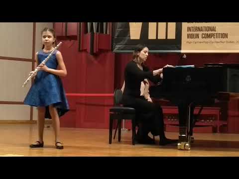 Arina Serebrennikova / Flute