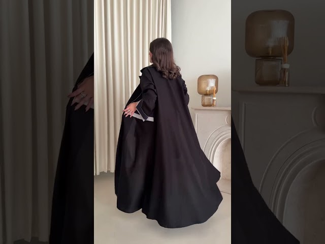 عباية قصة  بليزر  فتحة اكمام