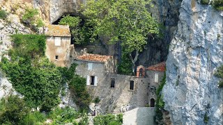 preview picture of video 'Hermitage of St. Antoine of Galamus, Gorge De Galamus, Pyrénées-Orientales, France, Europe'