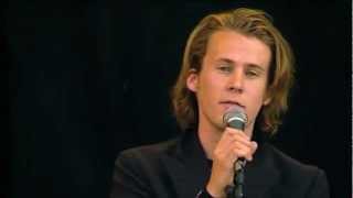 Bård Ylvisåker synger "Brilleslange", øya 2006