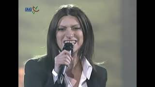 #laurapausinifrance    Laura Pausini   Surrender Live  @ OT Portugal 2003  -  Laura Pausini France
