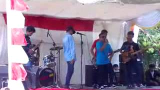 Download lagu Rushy island awan hitam mp3