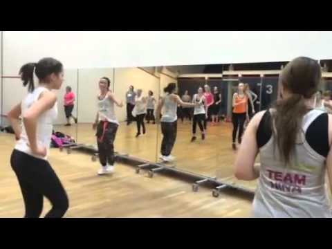Hulapalu - Zumba Fitness (R) Choreo by Nina Becker