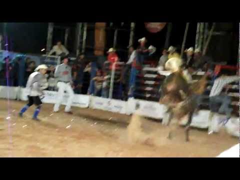 Felipe Alves x Super Cine do Junin Calderan - Rodeio de Itatinga 2011