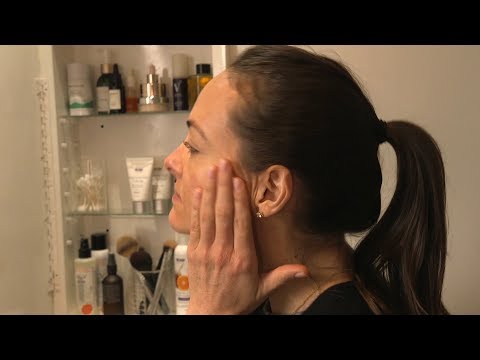 Kelly LeVeque's Nighttime Routine #BodyLoveNOW50