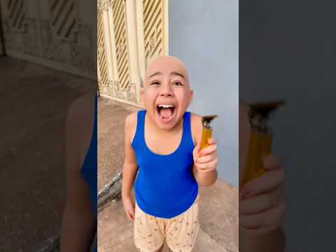 ELA FICOU CARECA 😱😱😱#shorts #funny