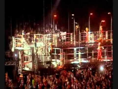 S Club 7 -05- Reach (for the stars) [Live Version]