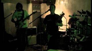 Ming Ming and The Ching Chings - 'Creepy Tales' (Live @ Get-A-Room, Glasgow May 2009)