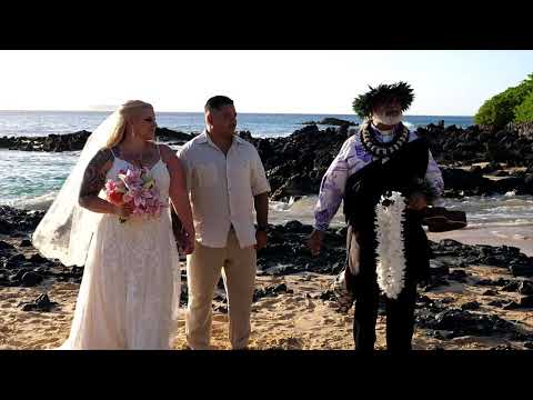 Our Maui Wedding at Secret Cove Beach (26 Jan 2019)