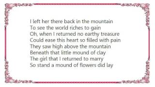 Crooked Still - Undone in Sorrow Lyrics