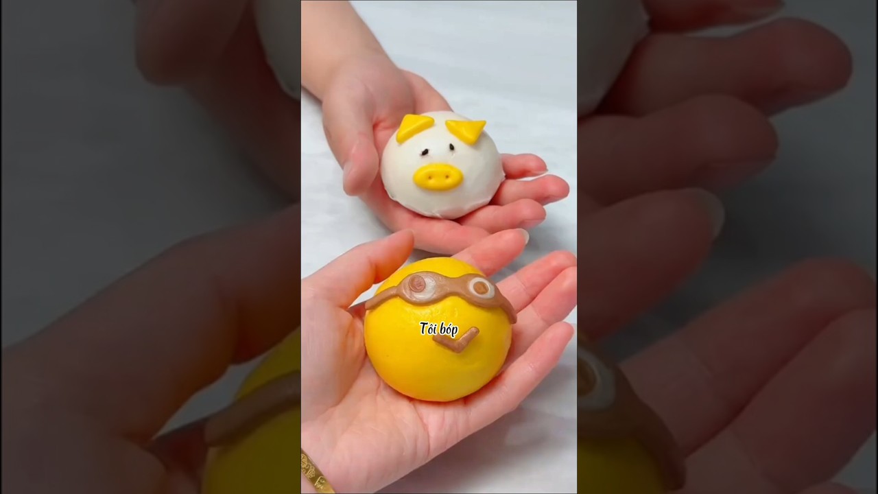 Bánh bao ong và gà con