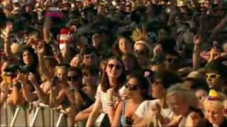 Vampire Weekend - Holiday@ Glastonbury 2010