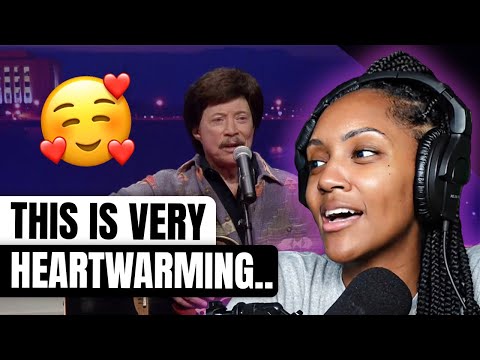 FIRST TIME REACTING TO | Bobby Goldsboro | "Honey"