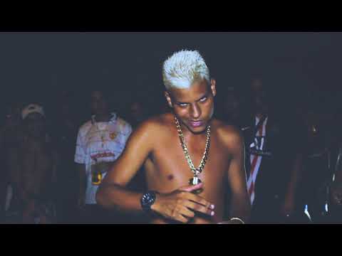 Martelin - Deixa ela Sarrar (VIDEOCLIPE OFICIAL)