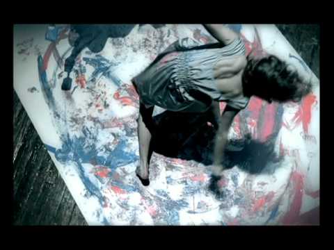 Yuriy Lebedevich в видео Sikvaryli - Художница