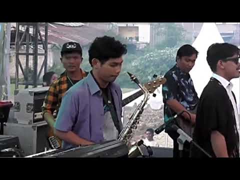 Sanga Pajumpang Band - Songon Lali (Live)