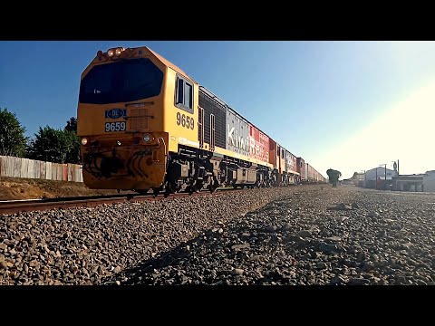 Slow freights & Friendly drivers (with Lift & Rail Photography In NZ)