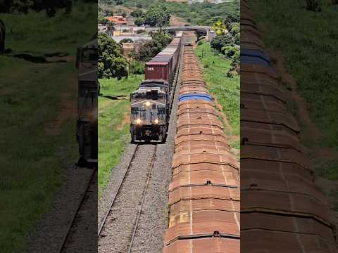 Cruzamento de trens em Jales (SP)