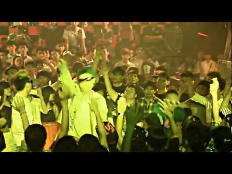 Party Bass and Gettin High