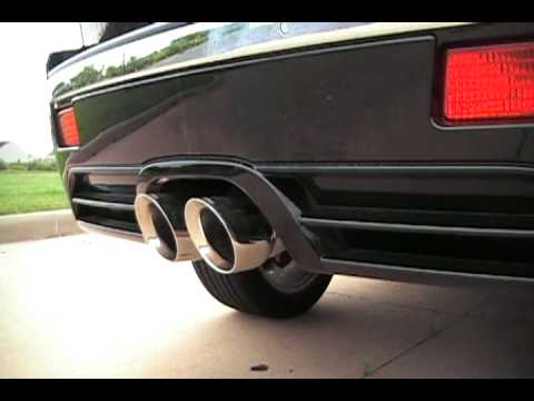 2008 Jeep Grand Cherokee SRT8 Factory Exhaust vs. Corsa Exhaust