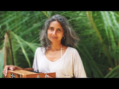 download lagu mp3 mp4 Hanuman Chalisa Nina Rao, download lagu Hanuman Chalisa Nina Rao gratis, unduh video klip Hanuman Chalisa Nina Rao