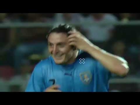 👕Gol de Cebolla Rodríguez para la victoria 4-1 de Uruguay frente a Venezuela en Copa América 2007.