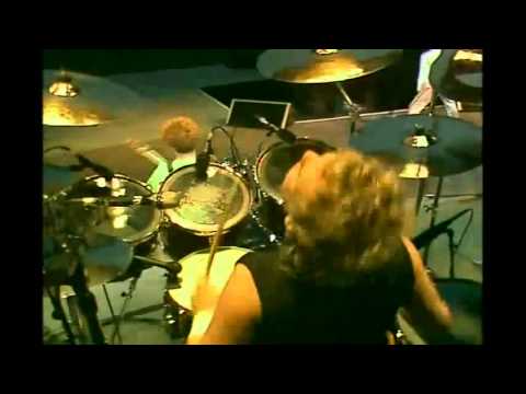 QUEEN 'NOW I'M HERE' MULTICAM Roger Taylor