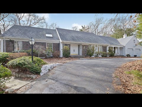 21 Olde Village Drive, Winchester, MA 01890