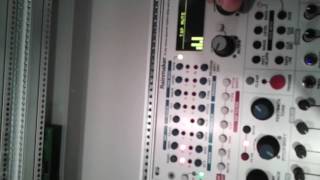 Video thumbnail for Intellijel Rainmaker processing Tiptop Audio BD909 by 香港電子音樂社 Hong Kong Electronic Music Society