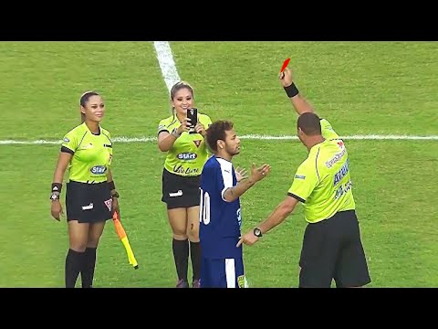Cartonașul albastru în fotbal - ce presupune și cât de posibilă este implementarea sa?