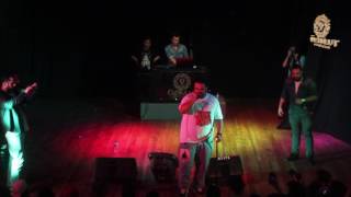 Yener Çevik - Bi Siyah Bi Beyaz  Canlı Performans Özbulut Vol.12