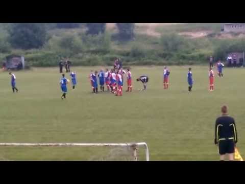 Orzeł - Wojnarowa - LKS Zagózany. Goście schodzą z boiska!