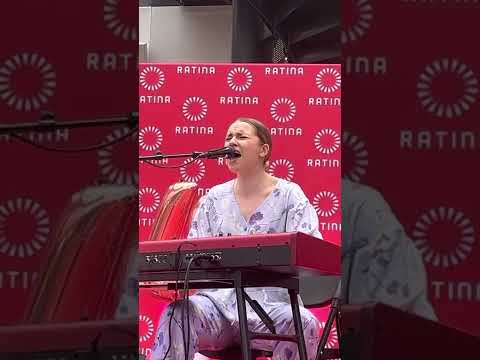 Ilta - Kelle mä soitan (Tampere, Kauppakeskus Ratina 23.4.2022)