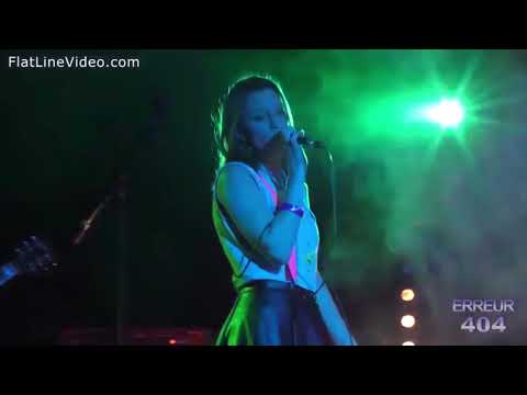 Empty heads - The happening (Live)