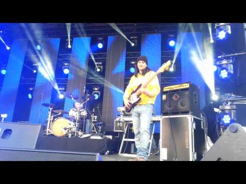 NoiZZ  LIVE @ Sjoliere Carnaval Sittard 2015    Nineties Medley