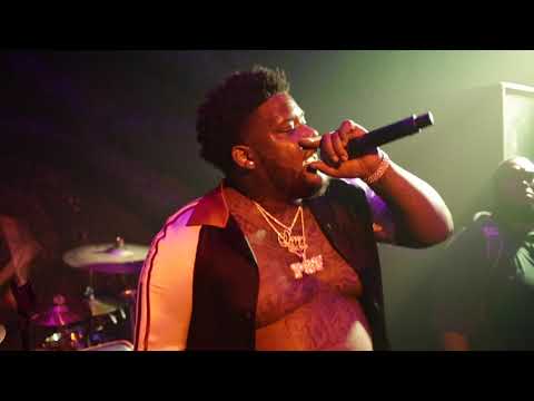 LVRN Radio Unplugged: Derez De'shon - She Wanna Be Down (Live)