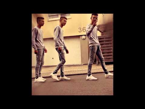 PANIK ft. AT ALPHA diese Zwei