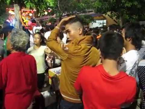 Chantarangsey temple at night 13 april 2014
