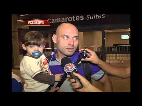 Zagueiro Bruno Rodrigo, do Cruzeiro, dedica gol ao filho e à esposa