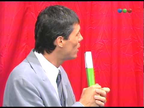 El locutor practica detrás de escena - Videomatch 99